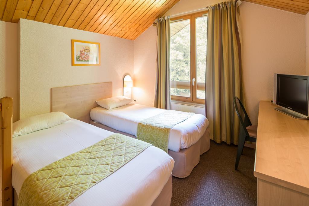 Le Bois Dormant-Hotel Restaurant & Spa Logis Hotel Champagnole Rum bild