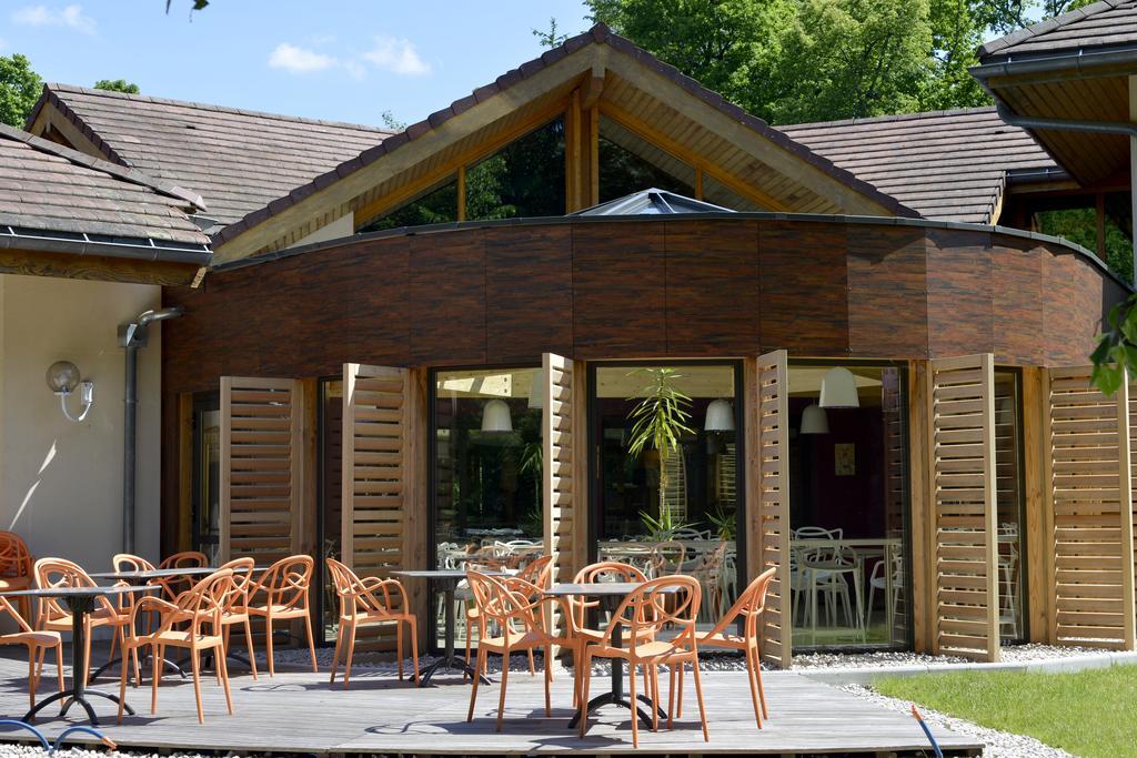 Le Bois Dormant-Hotel Restaurant & Spa Logis Hotel Champagnole Exteriör bild